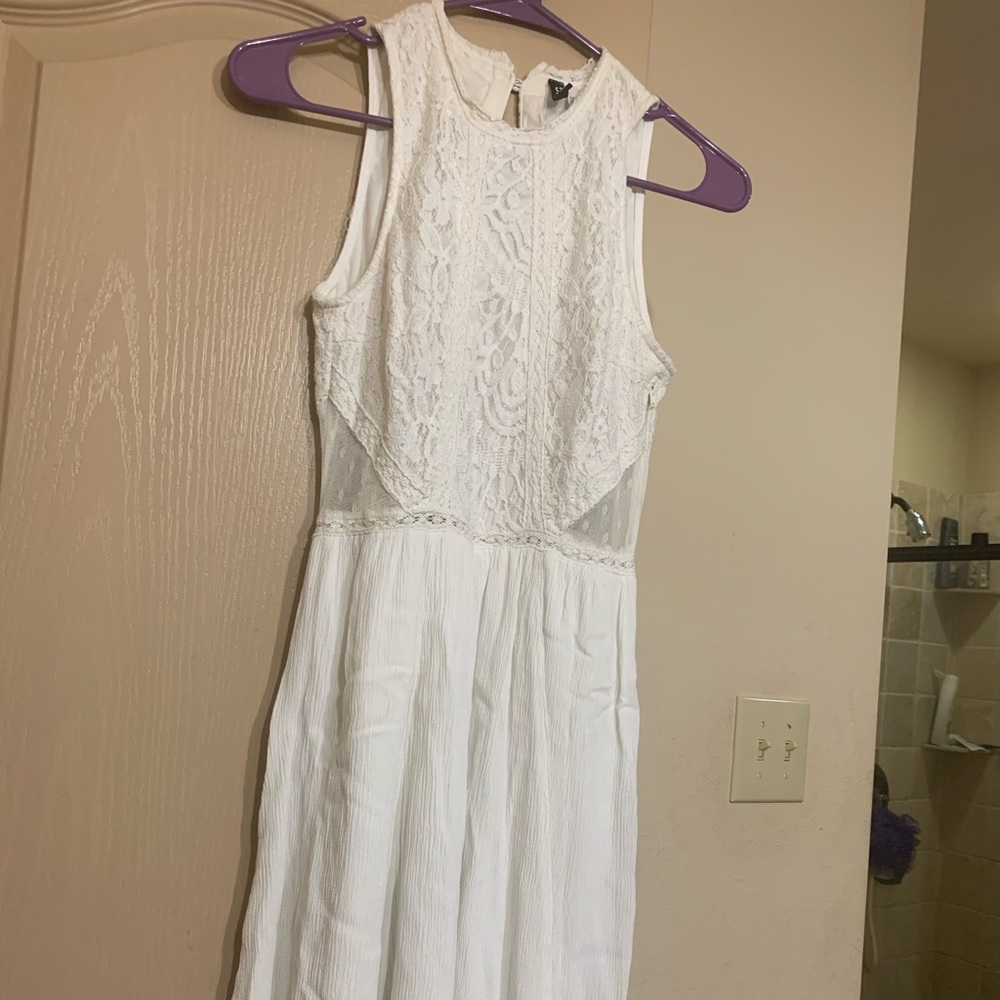 White lace dress